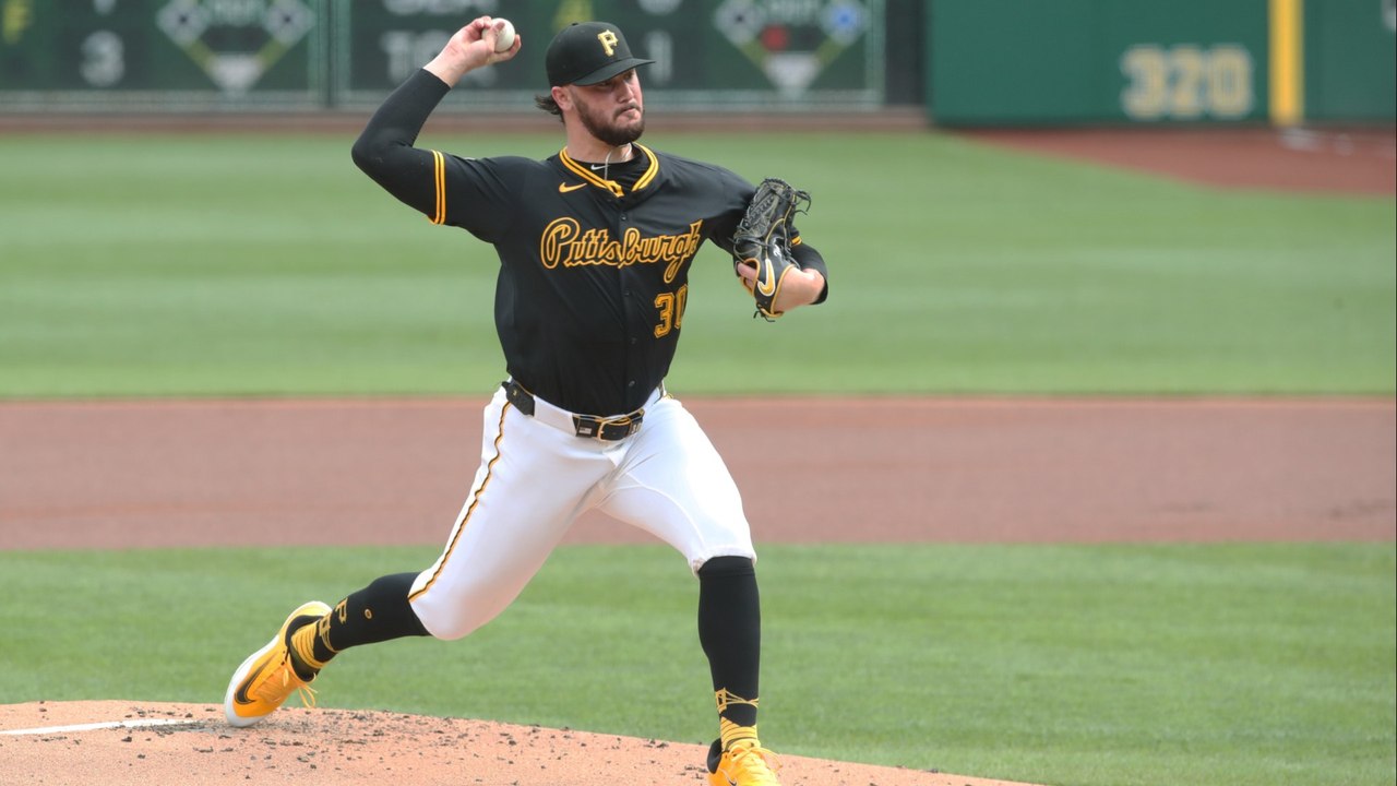 Skenes' Pitching & Performance Debate at Dodger Stadium