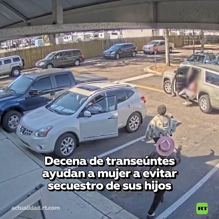 Tumban su auto nuevo