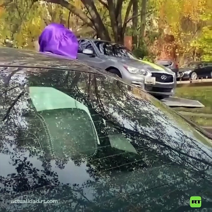 TUMBA SU AUTO NUEVO