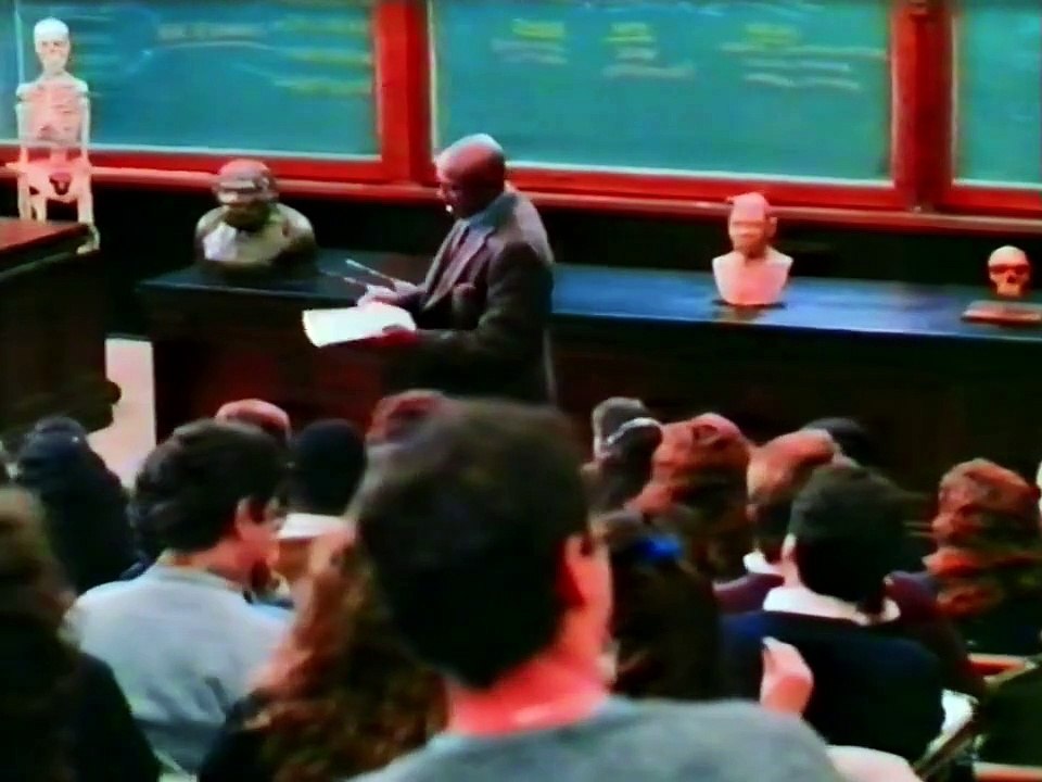 Gideon Oliver 1989 Episodio 1 El salario del diablo - Español España Castellano - Sleep Well Professor Oliver