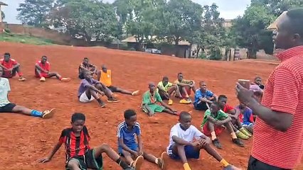Discours du Secrétaire Général et du Coach à la fin de l'entraînement