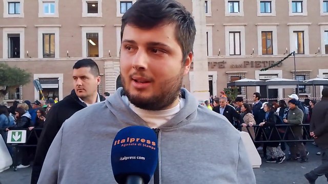 L'ultimo saluto a Papa Francesco, il ricordo dei fedeli