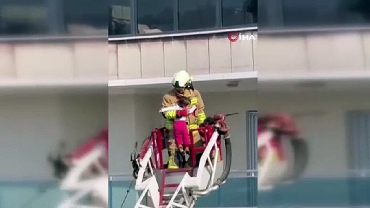 Turgutlu’da korkutan ev yangını, çocuklar yangın merdiveni ile tahliye edildi!