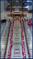 Les funérailles du pape François commencent