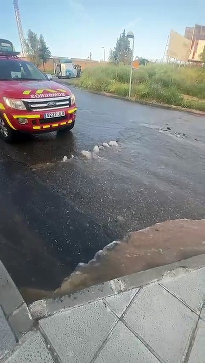 Una rotura de tubería deja sin agua al Salto del Caballo