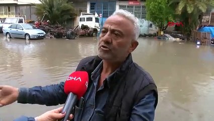 Adana'da sağanak sonrası sel görüntüleri