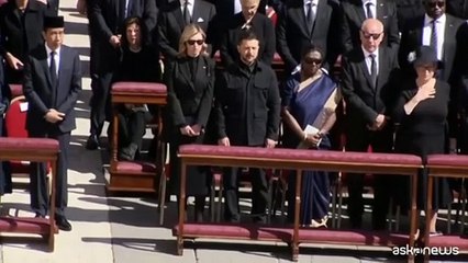 Leader del mondo a funerali Papa: Mattarella in prima fila con Milei