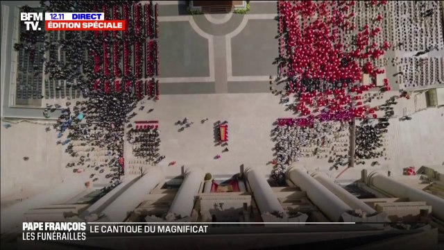 Obsèques du pape François: le cercueil rentre dans la basilique Saint-Pierre sous les applaudissements, la procession finale va débuter