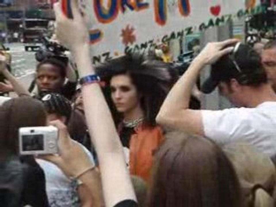 Tokio Hotel-08.05.03-After MTV TRL