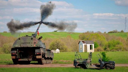 Video: PzH 2000 della 43ª Brigata d'Artiglieria in azione contro gli invasori