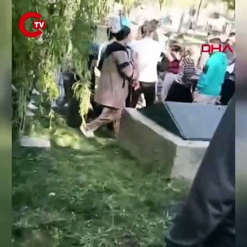 Esenyurt'ta deprem nedeniyle parkta kalan kadın ve kardeşi, ayrı yaşadığı eşi tarafından vuruldu