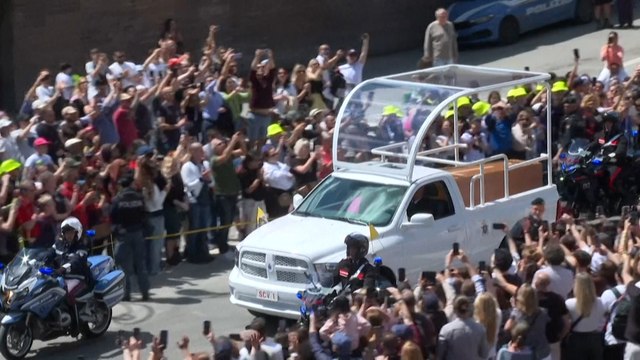 Le cercueil du pape inhumé à la basilique Sainte-Marie-Majeure