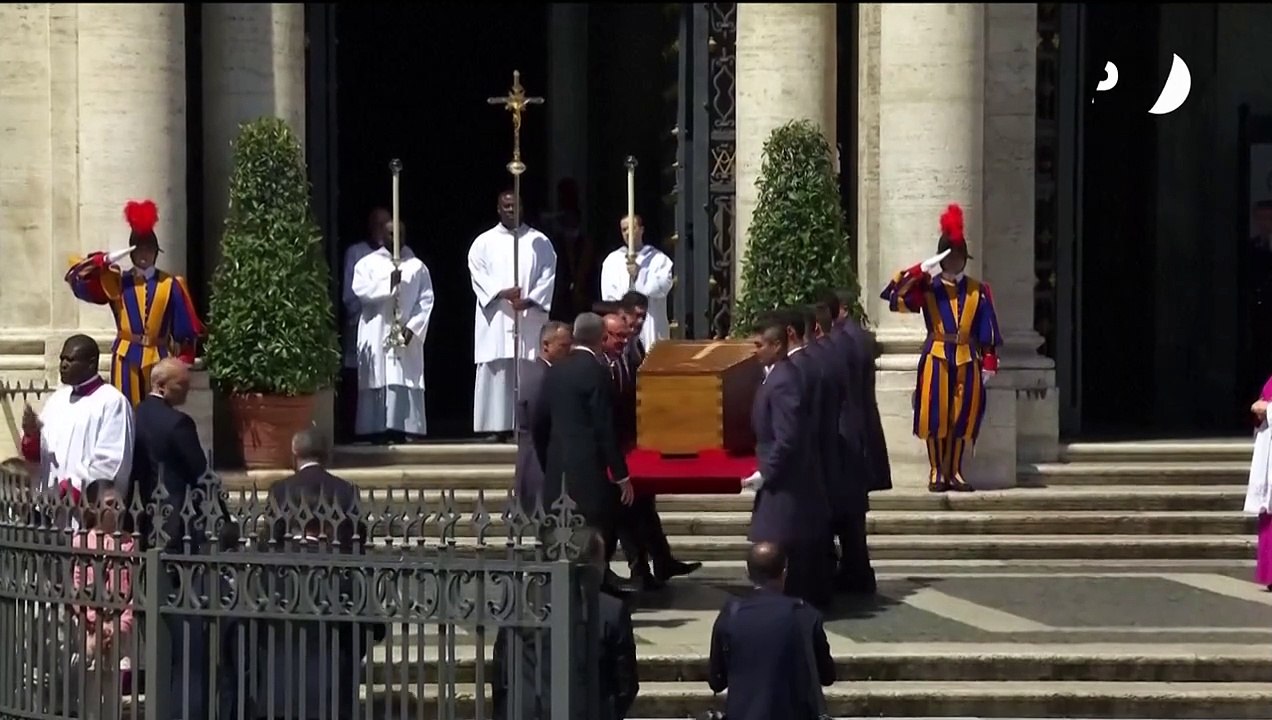 URGENTE: papa Francisco foi enterrado na Basílica Santa Maria Maggiore