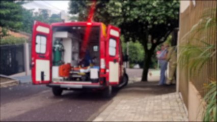 Idosa escorrega em tapete e fratura braço em residência no Cancelli