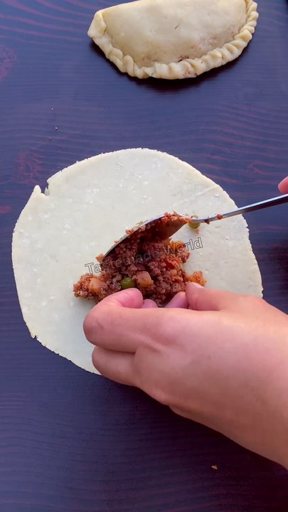 How to fold empanadas