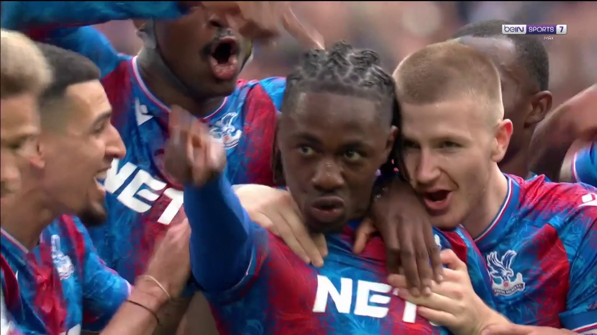 FA Cup : Eze donne l'avantage à Palace d'un superbe but !