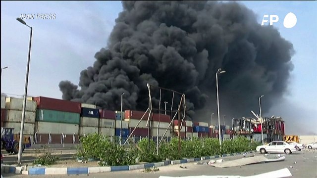 Al menos cuatro muertos y más de 500 heridos por explosión en puerto clave de Irán