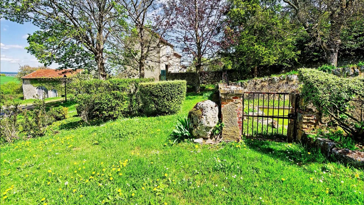 Charroux