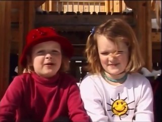 Sesame Street - Alex The Dog At Snow Winter Plays a Balls Little Miss Muffet Lecture (2001) (HQ)