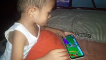 Kid playing roblox