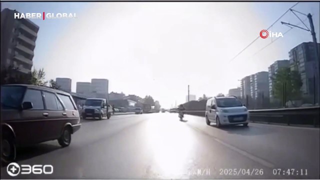 Makas atan otomobil kamerada