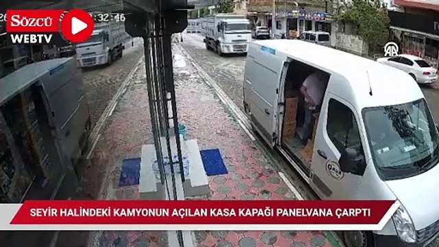 Osmaniye'de seyir halindeki kamyonun açılan kasa kapağı panelvana çarptı