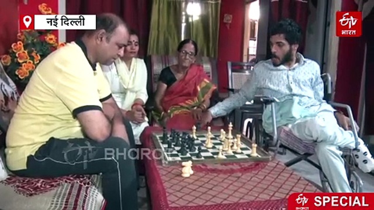 दिव्यांग वैभव के हुनर को सलाम! शह और मात के खेल में हौसले की बिसात पर रच रहे हैं कीर्तिमान