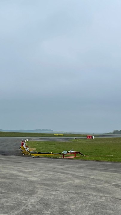 L'aéroport de Méaulte sert de base arrière aux avions bombardiers d'eau dans les Hauts-de-France