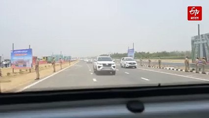 सीएम योगी ने हरदोई में किया गंगा एक्सप्रेस वे का निरीक्षण, काम में देरी को लेकर अफसरों को लगाई फटकार