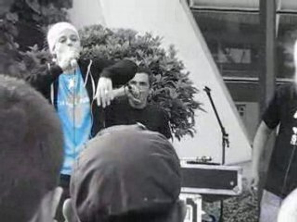 keny arkana centre de rétention de vincenne Eh connard !