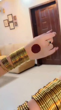 Beauty and fashion are powerful forms of self-expression. Through stylish clothing, elegant hairstyles, and the right accessories, one can highlight their personality and confidence. It’s not just about following trends.