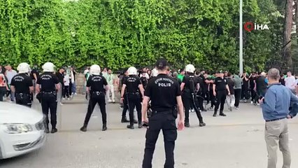 Denizlispor amatör kümeye düştü; taraftar tribünü ateşe verdi!