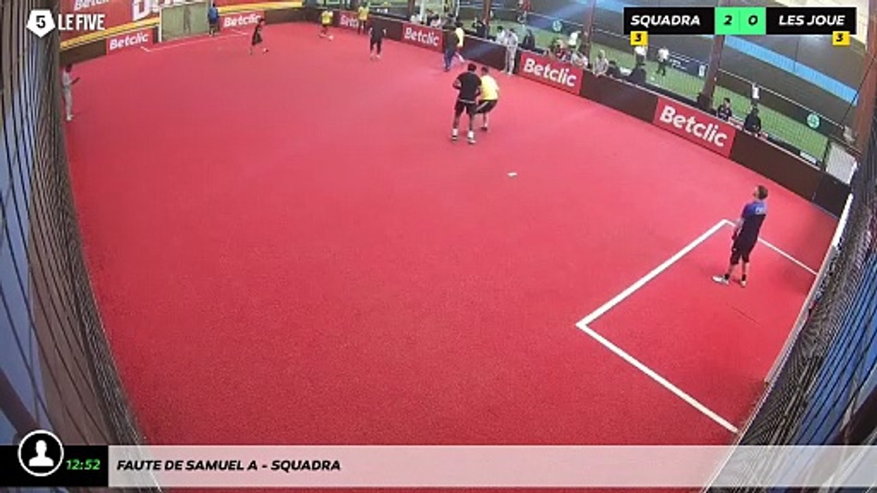 Faute de Samuel A - Squadra