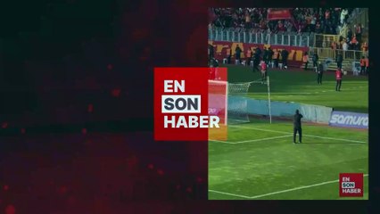 Galatasaray taraftarı, Arda Turan'ı tribüne çağırdı