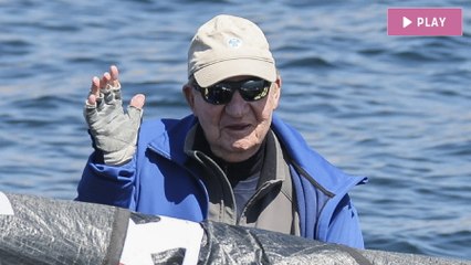 Juan Carlos I abandona España tras su cariñoso encuentro con la infanta Elena en Galicia