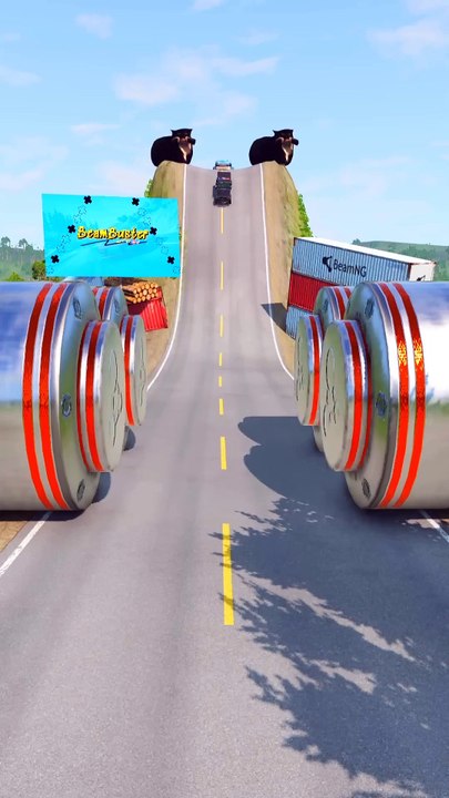 Cars & Golden Truck vs Gigantic Crushers - BeamNG.Drive