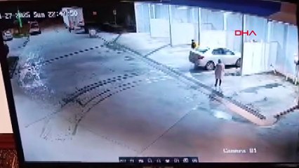 Samsun’daki heyelan anı kamerada: Kaya parçalarının altında kalan bir aileden 2’si çocuk 3 kişi öldü!