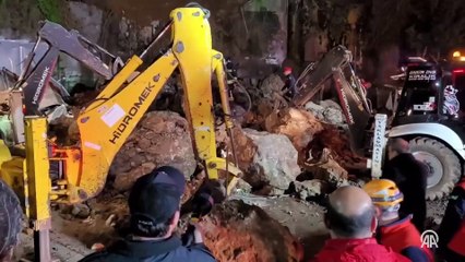Samsun'da meydana gelen heyelanda 3 kişi hayatını kaybetti