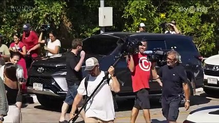 Paris, New Year's Eve to Be with Her | show | 2017 | Official Trailer