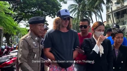 Paris, New Year's Eve to Be with Her | show | 2017 | Official Trailer