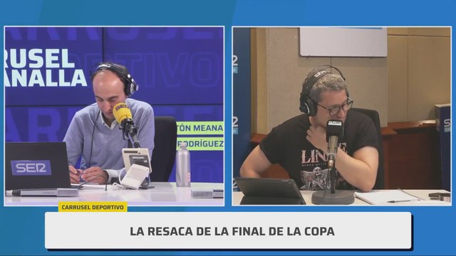 RESTRICCIÓN de FLICK en la FIESTA del BARÇA tras la COPA: LAPORTA sacó DOS BOTELLAS de CHAMPÁN