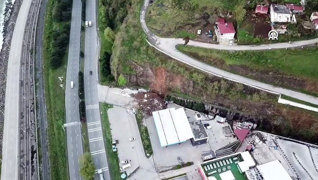 Samsun'da bir baba ile iki çocuğunun ölümüne neden olan heyelanın yaşandığı alan görüntülendi