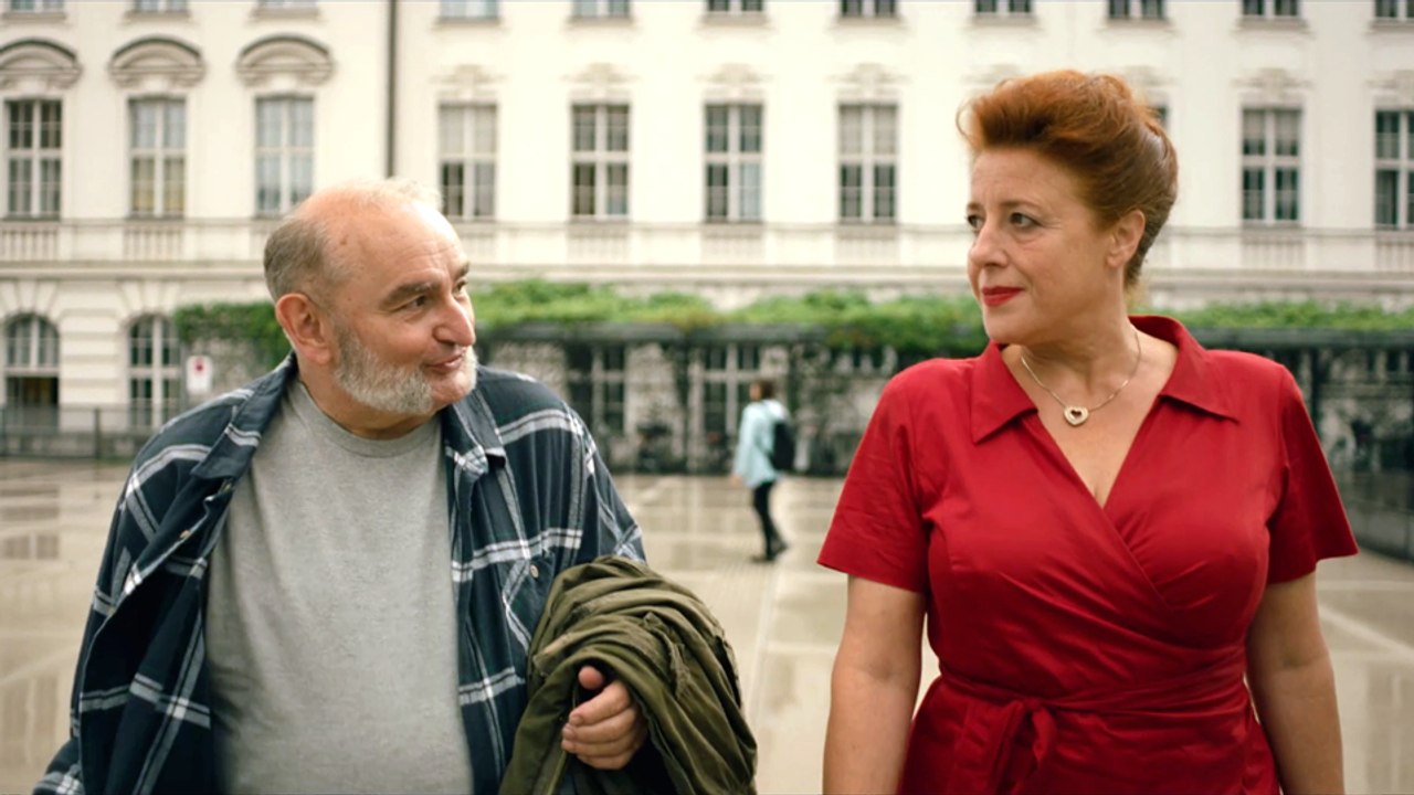 Karli & Marie Trailer DF