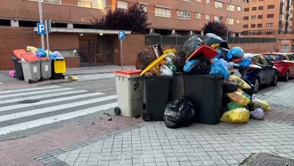 Los trabajadores ponen fin a la huelga de basuras en Madrid tras seis días sin recoger