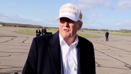 Trump blames Obama over Crimea as he claims Zelensky ready to give up territory