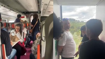 Dentro de un tren de alta velocidad Madrid-Barcelona parado por el apagón