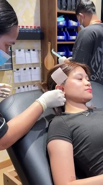 Tragus Love: Because Even Your Ear Deserves Bling! 💖 #traguspiercing #earpiercing #cartilagepiercing