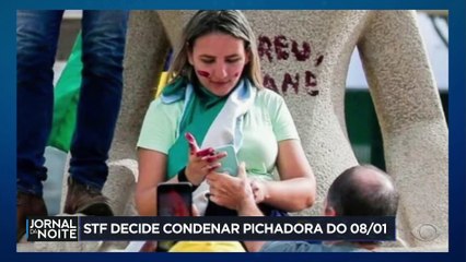 STF decide condenar mulher que pichou estátua da Justiça