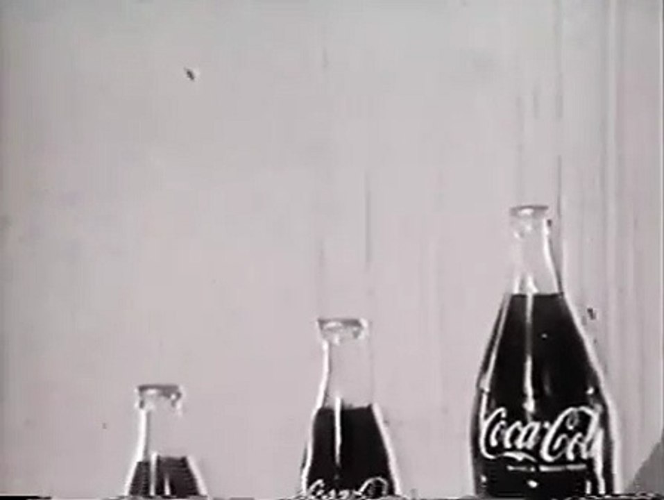Coca Cola - En tres tamaños - Vieja publicidad de los '60