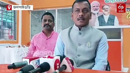 দালাল চক্র বন্ধে পিএফ দফতরে সাংসদ মনোজ টিজ্ঞা